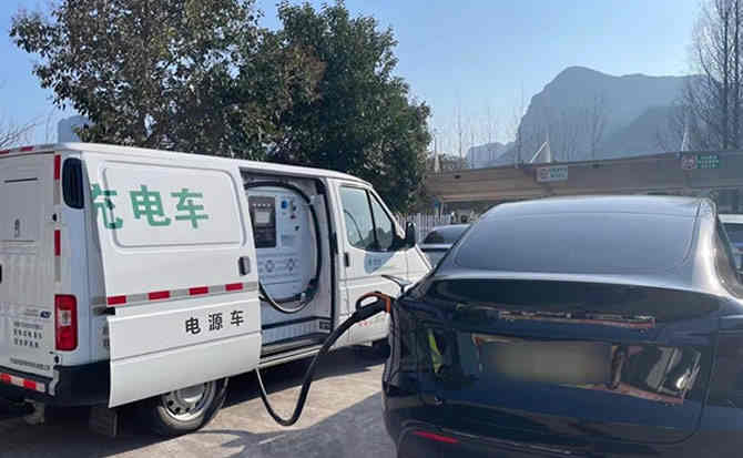 龙江汽车搭电